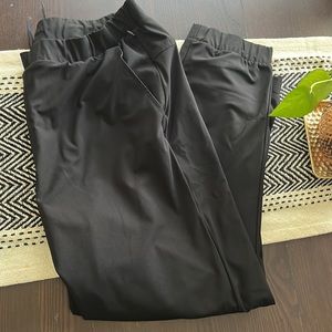 Hybrid joggers